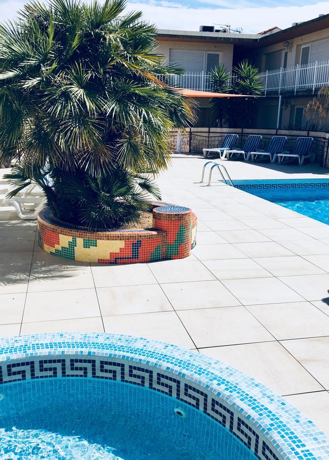 Amerique Hotel Palavas - Piscine - Plage Eksteriør bilde